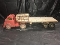 Wyandotte Tractor Trailer With Extra Truck