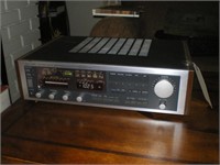 AM/FM Stereo Receiver, with Speakers