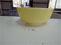 Large Yellow Pyrex Mixing Bowl