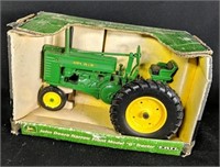 Ertl 1:16 Scale John Deere Model G Die Cast