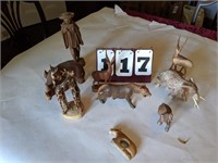 CARVED WOODEN ANIMALS