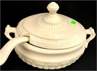 Soup Tureen Gravy Boat with Ladle