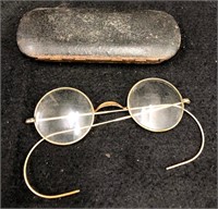Old Glasses & Case