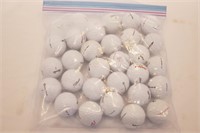 30 balles de golf dont Callaway et Titleist