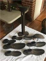 Cast Iron Cobbler Stand w/ extra Shoes