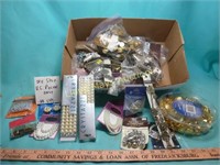 Jewelry Beads / Crafting Beads & Supplies