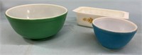 Pyrex Bowls & Dishes