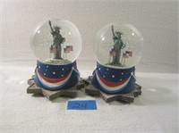 2 Statue of Liberty Musical Snow Globes