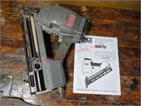 Senco SN70 Framing Nailer w/ Nails