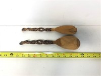 Set of two carved giraffe salad spoons