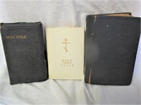 Lot Of 5 Bibles