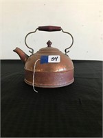 Tea Kettle - Brass looking finish
