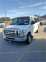 8121 2014 Ford Econoline Wagon E350 Sup 139939