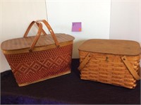 Woven vintage picnic baskets with lids