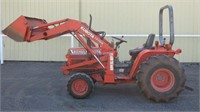 Kubota B2150 tractor w/loader
