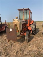 Case 930 Tractor