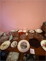lot of collectible glassware