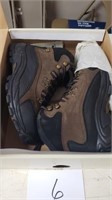 BOOTS 8.5 SIZE NEW IN BOX