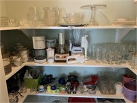 Large Lot of Glass & Kitchen Wares