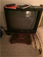 TV w/Stand
