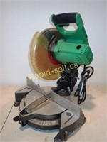 Makita Compound Mitre Saw