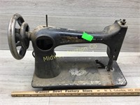 OLD CAST SINGER SEWING MACHINE