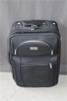 Tower Carry-on Suitcase Black