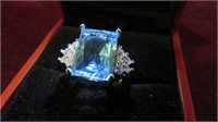 LADIES .925 STERLING TOPAZE & WH SAPPHIRE RING,