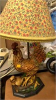 Chicken w/chick Lamp