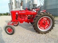 1953 IH McCormick Farmall Super M Row Crop Tractor