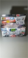 Toy Nascar Auto Bash Truck