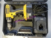 1X, DEWALT 18V HAMMER DRILL W/ BATT. & CHARGER