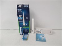 "Used" Oral-B Pro 1000 Power Rechargeable Electric