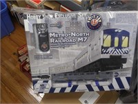 Lionel O Gauge Metro-North Train Set Extra Cars