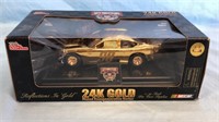 NEW 24K Gold Die Cast #98 Race Car 1:24
