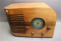 GRUNOW RADIO - SL SHELF RADIO - 18"W X 12"H