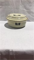 Round casserole dish with lid