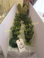 10 GREEN GOBLETS, GREEN ROOSTER COOKIE JAR