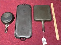 3 WAGNER CAST IRON PIECES