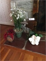 Home Decor Items: Flower Pots, Etc.