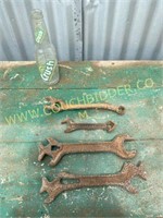 Antique buggy wrenches