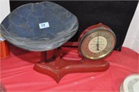 TURNBULL'S SCALES WITH PAN