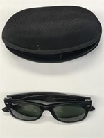 RAY BAN SUNGLASSES WITH CASE