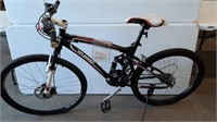 MENS BLACK KRANKED MOUNTAIN BIKE