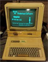 Working Apple Iie Computer W/ Monitor & Duo Disk