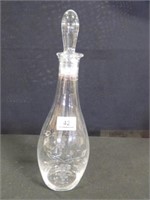 Glass Decanter w/Stopper