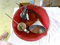 2 pump Oil can, metal funnel