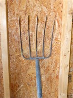 5 prong pitch fork