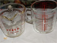 2 Glass 2 cp. Measuring Cups -1 Pyrex