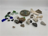 Lot of Rocks / Sea Glass / Shells